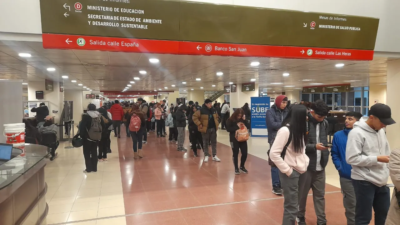 6a97ea38-d648-49f9-a90d-afdef49ddba1