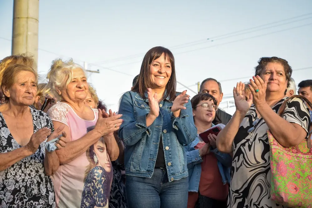 e240dcd7-af0a-45d2-bcbc-6a6040c019bc