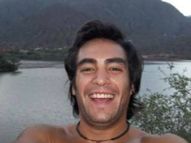 image559ee5e88f4d33.00656240