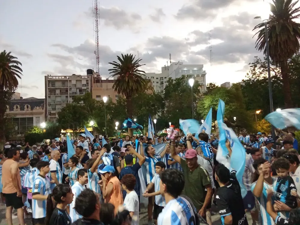 fcbafba5-72aa-4dbb-8d2c-1e1f518841b6