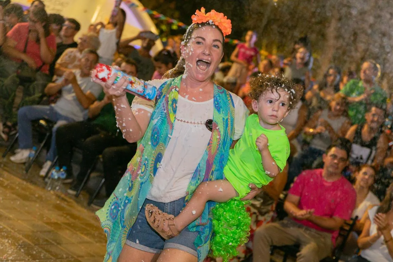 86945472-c34e-4847-8763-62fa3d570e5d