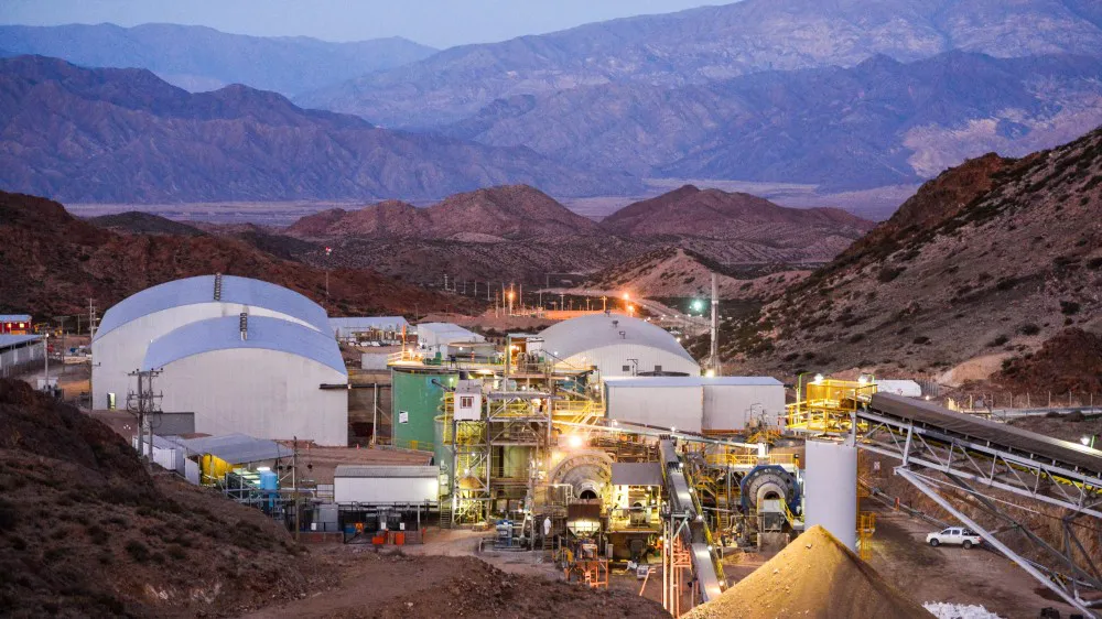 d9605834057e0eaec9b591c24b824c46_XL