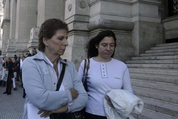 madre y hermana  nisman