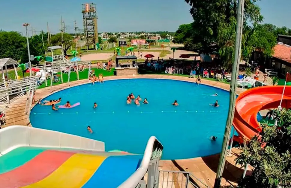 Tobogan de agua pileta