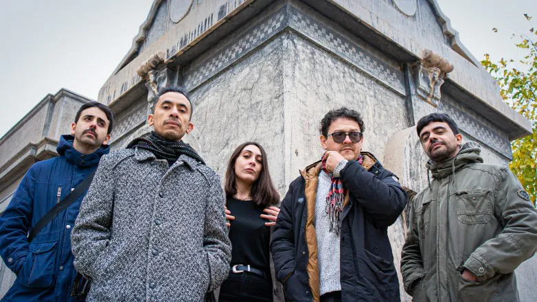 9acfa672c6b99d160d7d9a4d964a7663_L