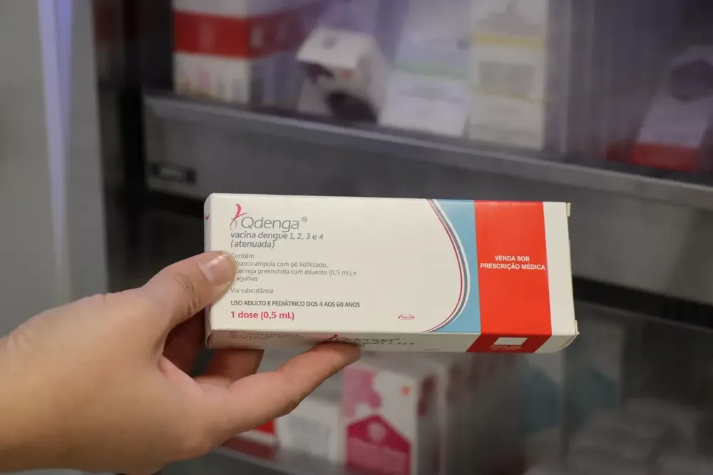 multimedia.grande.a759c7912e03ce59.cWRlbmdhLXZhY3VuYS1jb250cmEtZWwtZGVuZ3Vld2VfZ3JhbmRlLndlYnA=