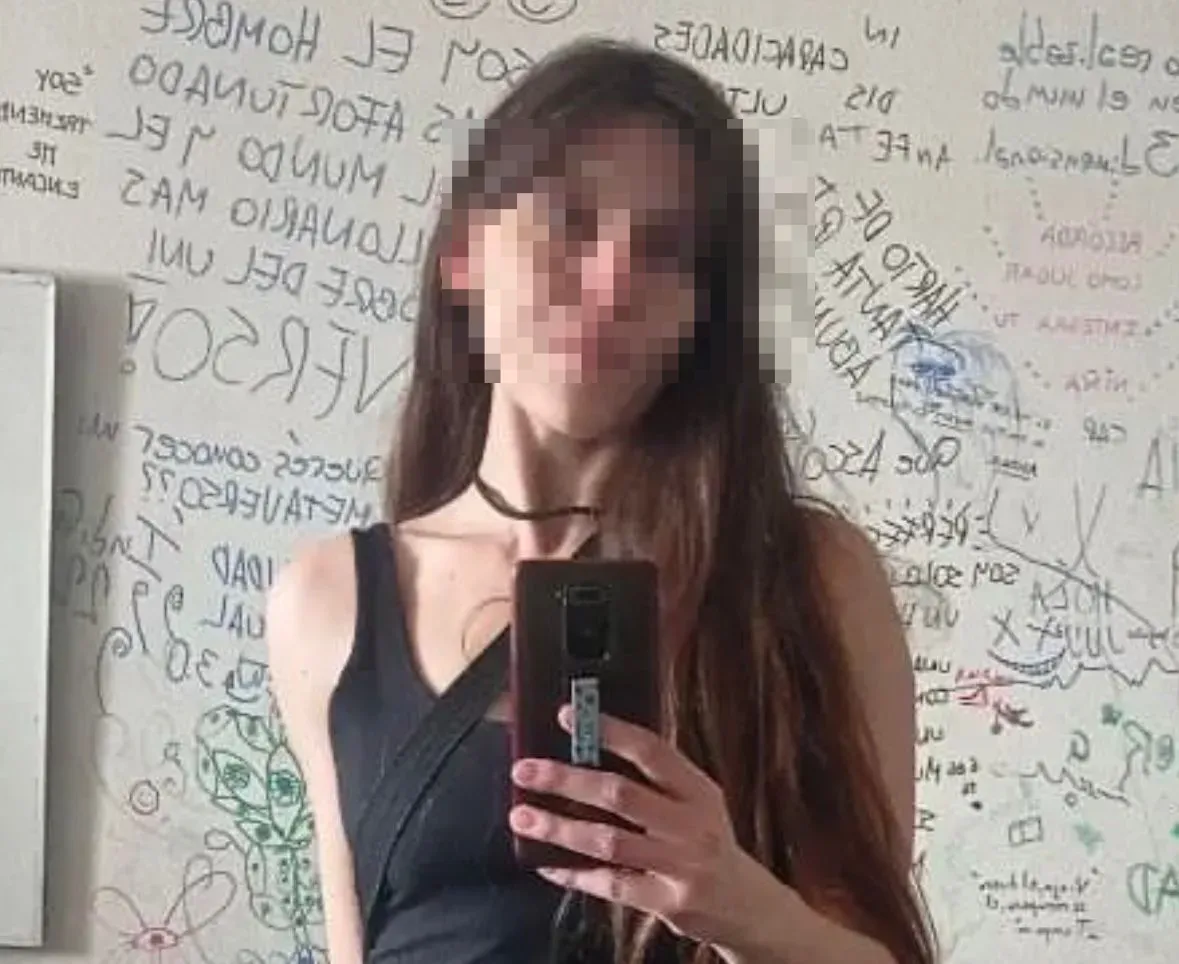 multimedia_normal_8024df8d8d8253fc_ZjNlOWIwMmEtYWUwZC00ZTA3LTkyZTItMGI0OWU1NzNfbm9ybWFsLndlYnA_