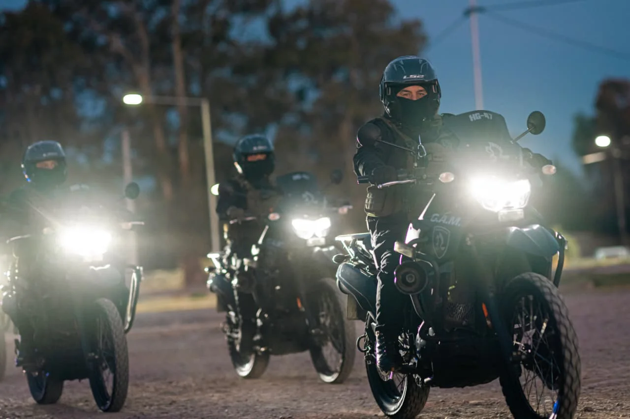 policia patrullero despliegue operativo