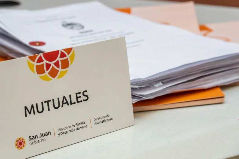 16e647b2d6dbb30191b0907678d6dd91_L