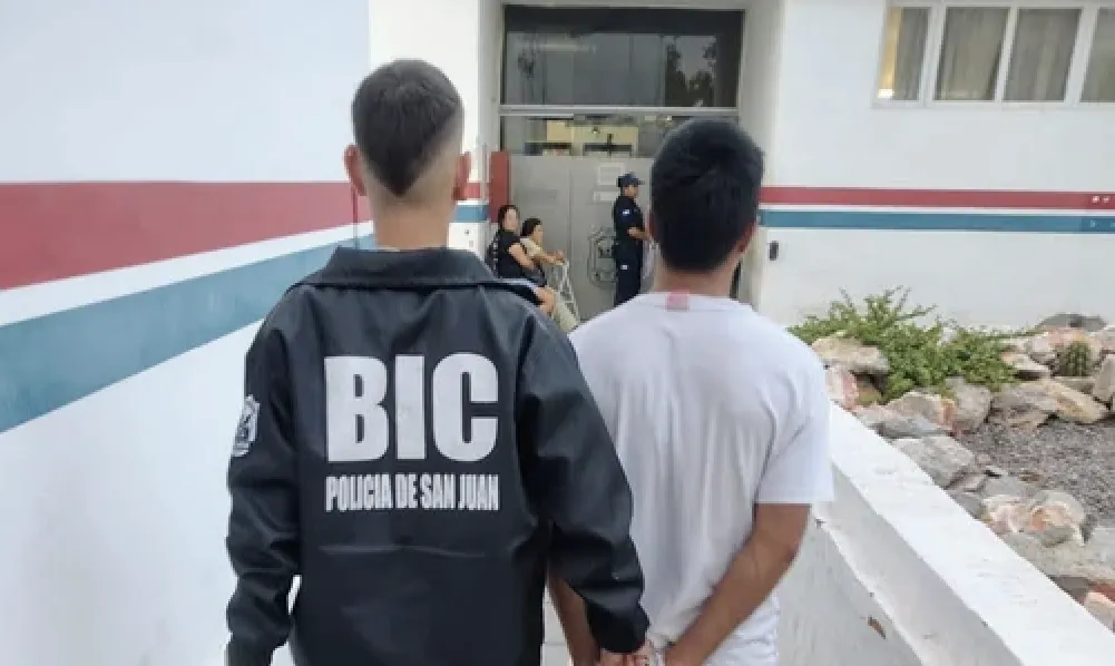 Captura de pantalla 2025-01-16 a la(s) 7.58.49 a. m.