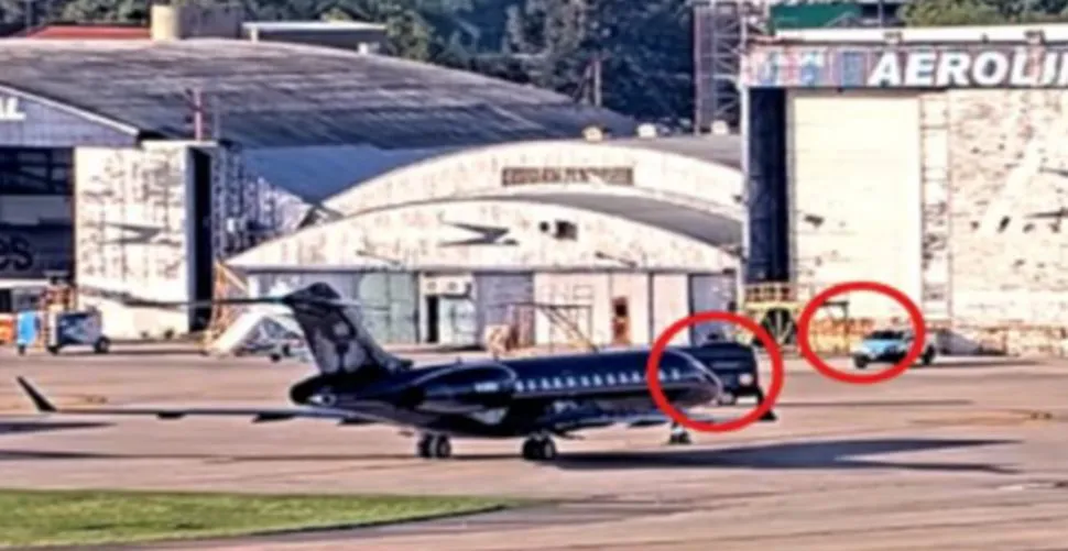 Avión caso de valijas