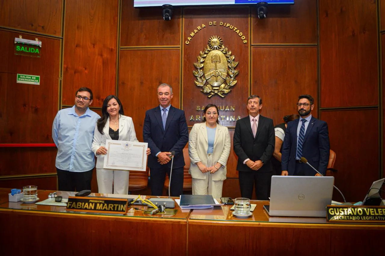 1f47c2d1-21eb-4382-a5b8-5dfa4d1d6774