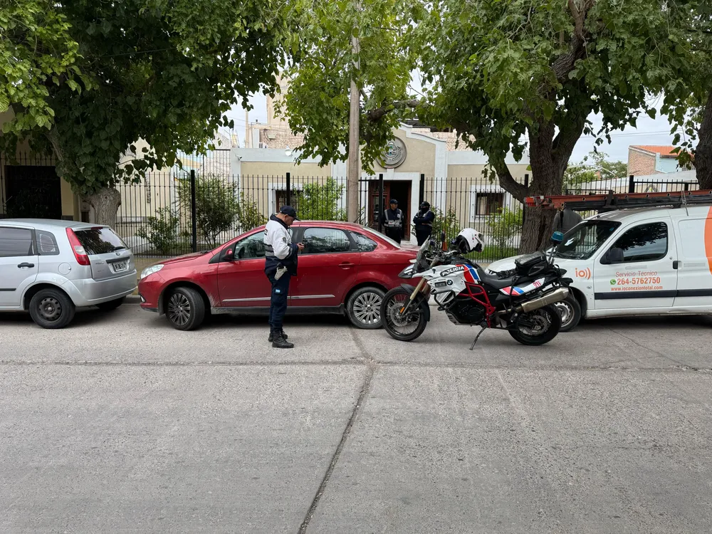 3d17df19-ce82-445f-8f94-5b91ad08bafb