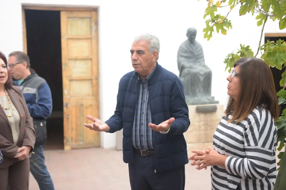 allende casa de sarmiento polemica4