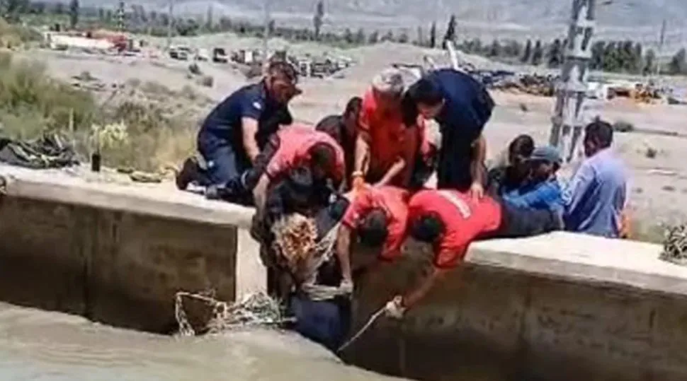 Bomberos rescate