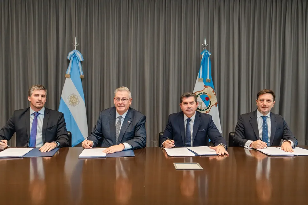 Orrego, Juan Pablo Perea, José Morea Vicuña
