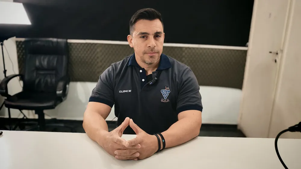 Iván Olmos
