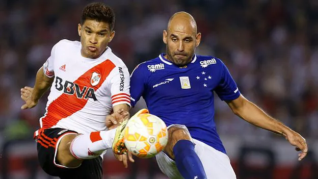 River Plate v Cruzeiro - Copa Bridgestone Libertadores 2015