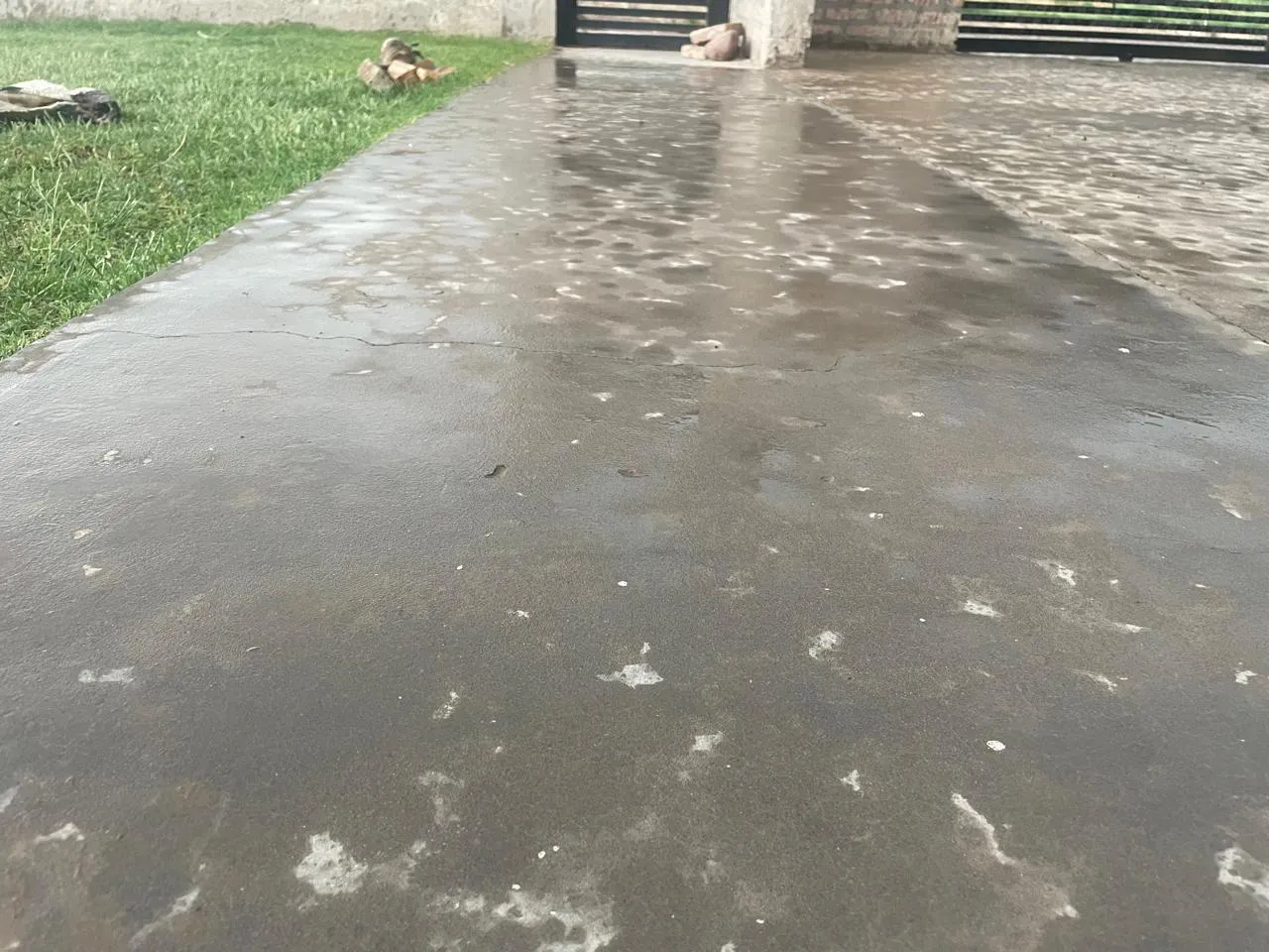 LLUVIA CASA