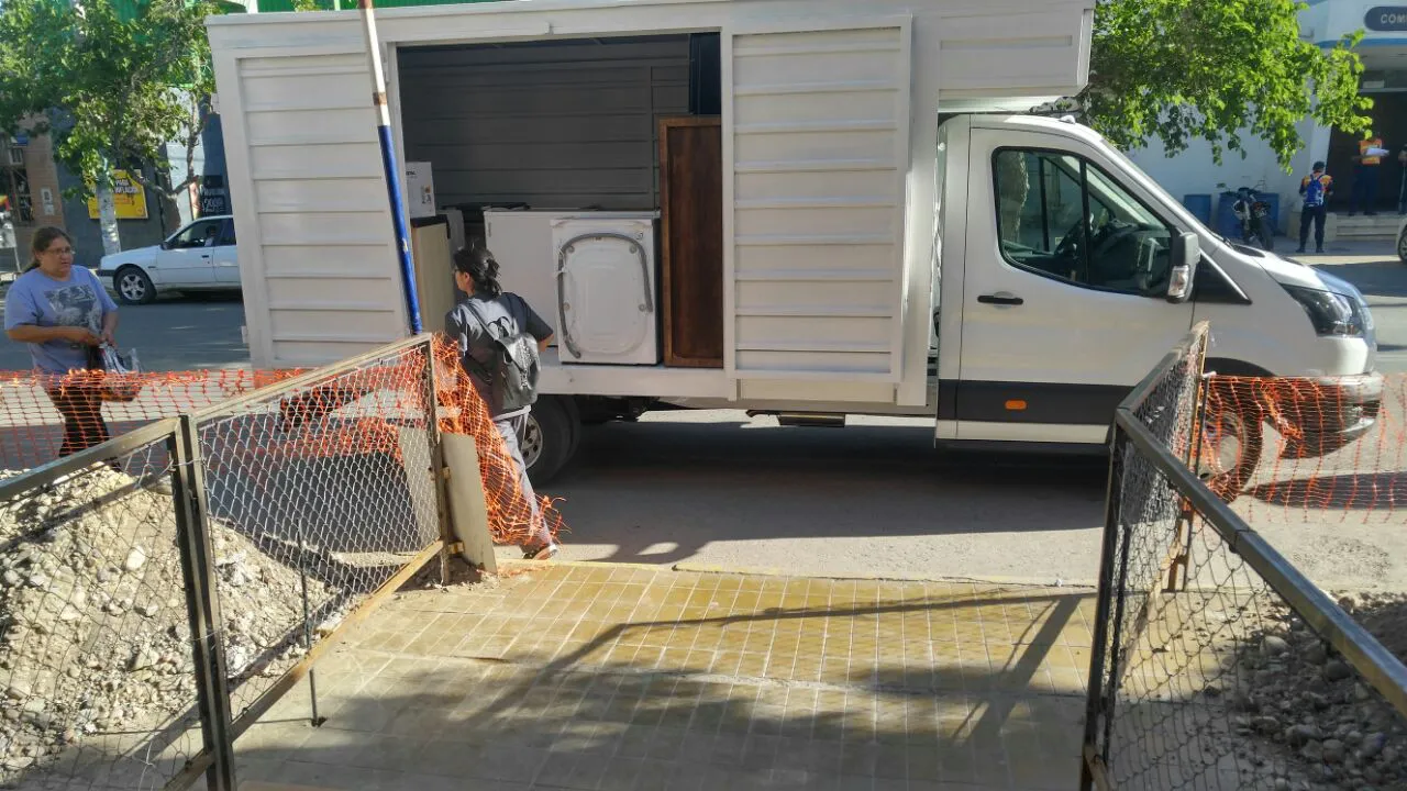 db92b3eb-0db2-41b2-8437-23e42f41157d