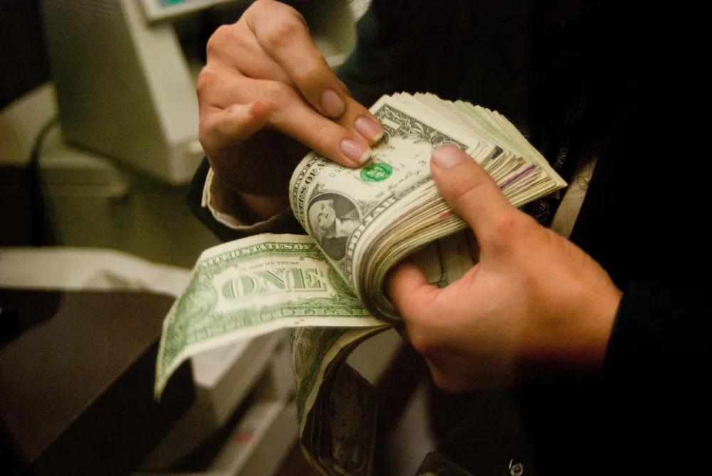 dólar