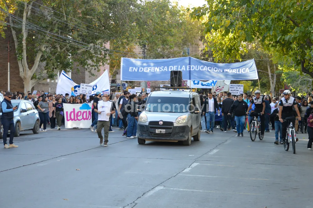 Marcha UNSJ2