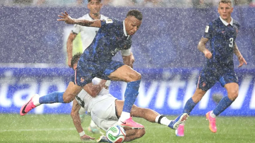 kylian-mbappe-francia-_862x485