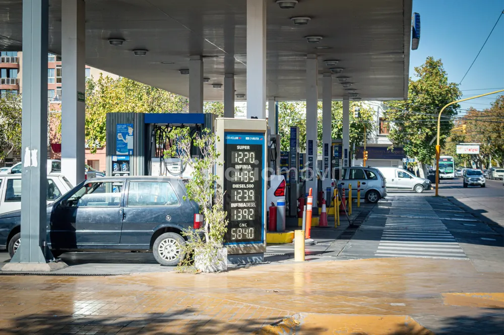 YPF estacionalidad de servicio
