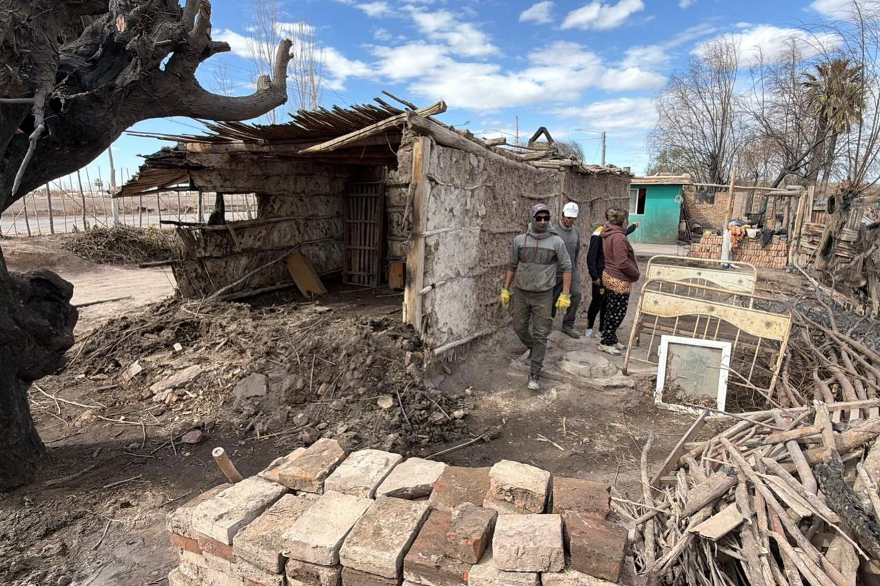 incendio viento zonda ruinas familias pérdidas