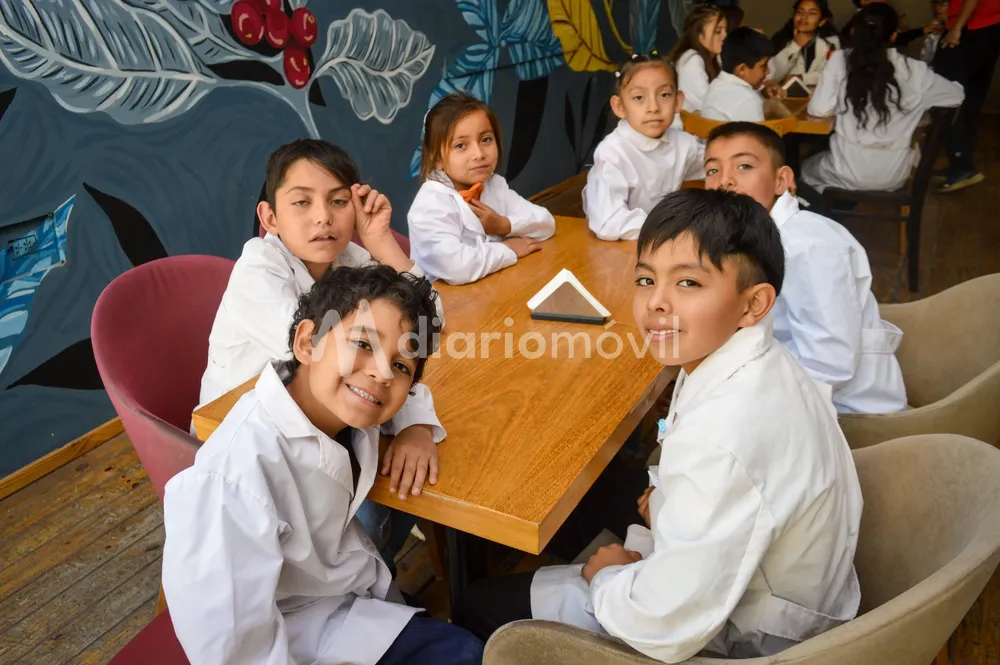 Alumnos de Mogna
