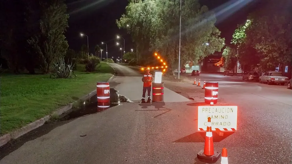 54264310321_bb616660f4_h