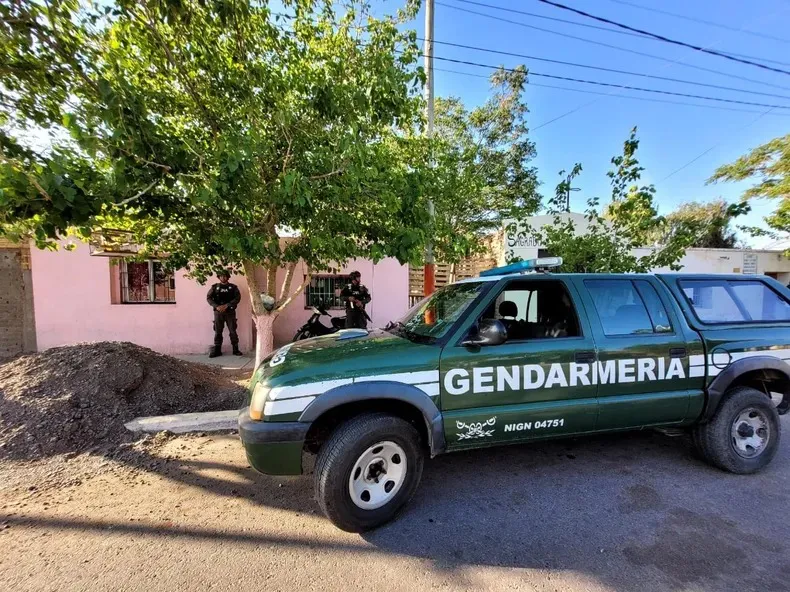 gendarmeria allanamiento 4