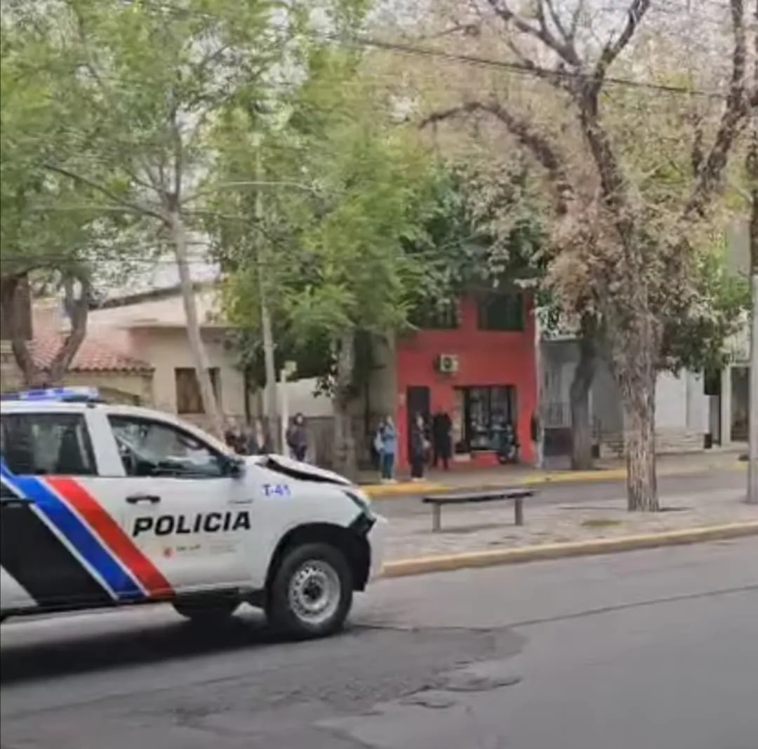 a09430d9-31ef-4fe9-bd45-f00dff92e17f