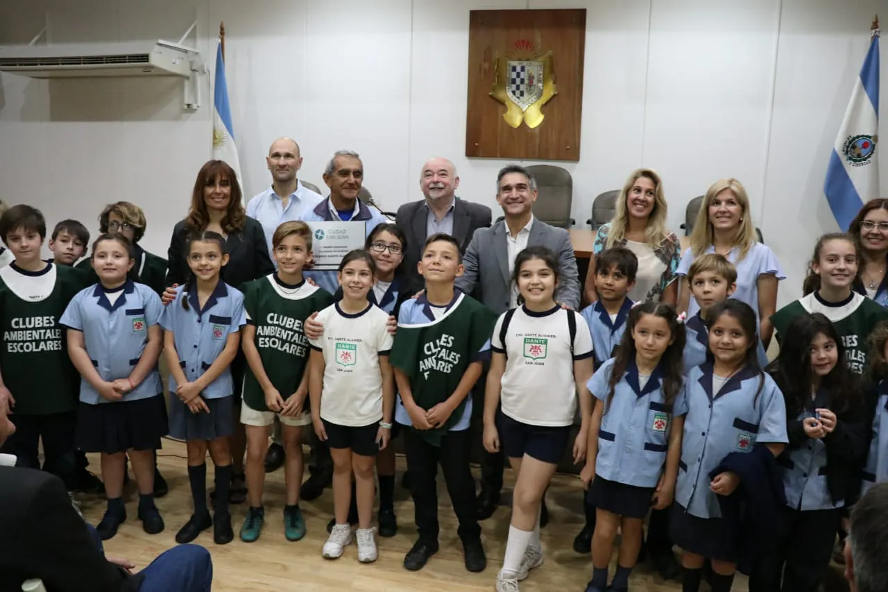 NIÑOS Solidarios con Franco Aranda 1