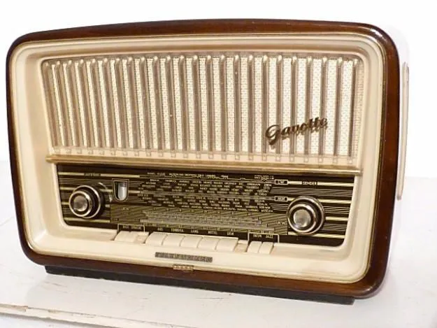 Radio antigua