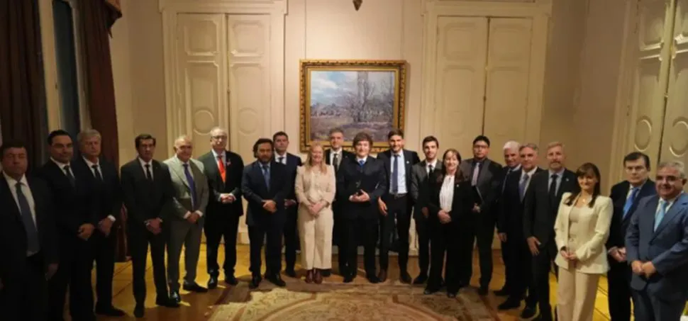 Orrego con gobernadores y Milei