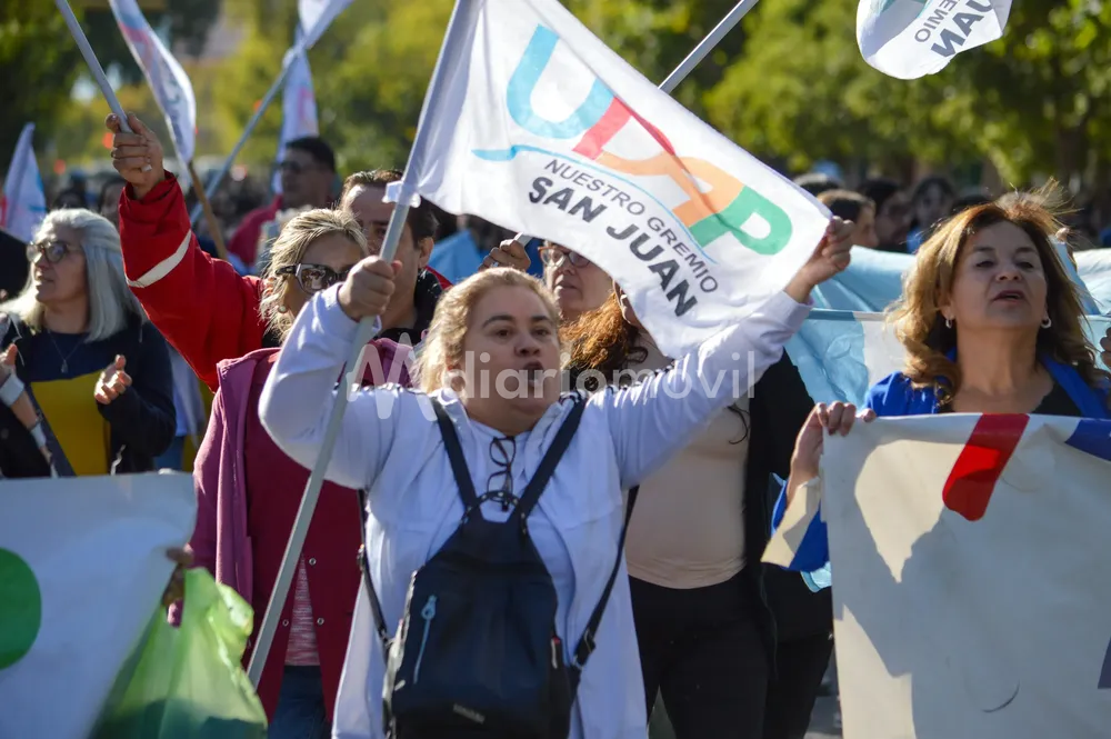 docentes udap marcha