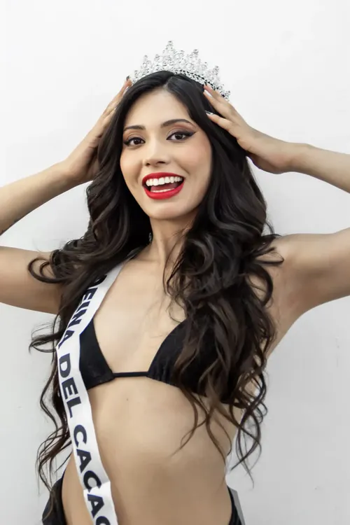 Jime-Bazan-Reina-del-Cacao-Prov.-De-la-Pampa