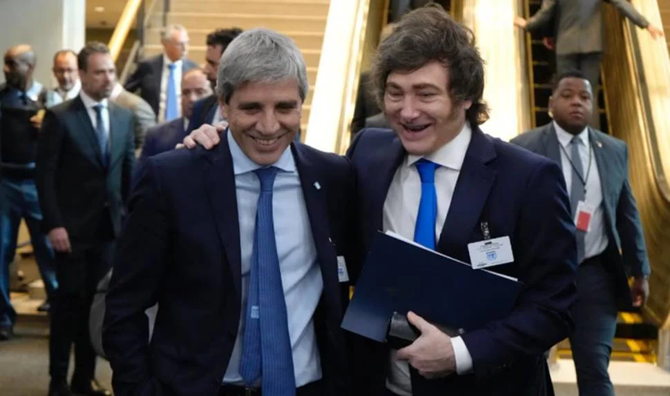 Javier Milei y Luis Toto Caputo