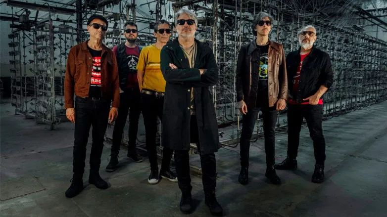 98446a71b6e8e0b38b1205b3d8c6fa71_L