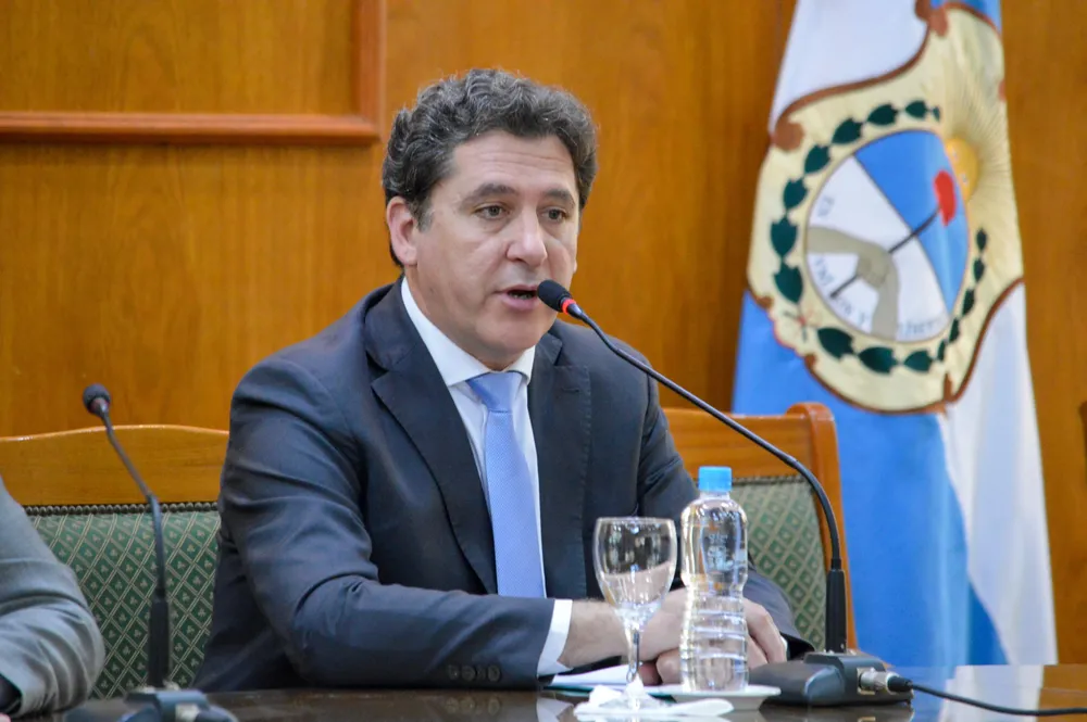 cd0926d5-f6e1-46a3-8595-77b61ee3df92