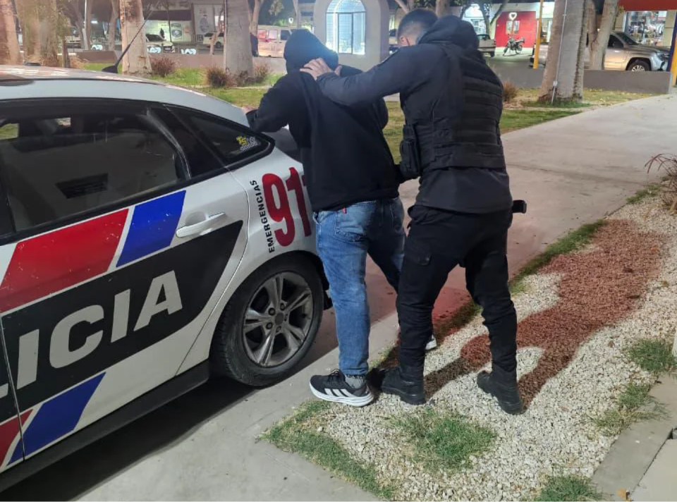 policia patrullero  (5)