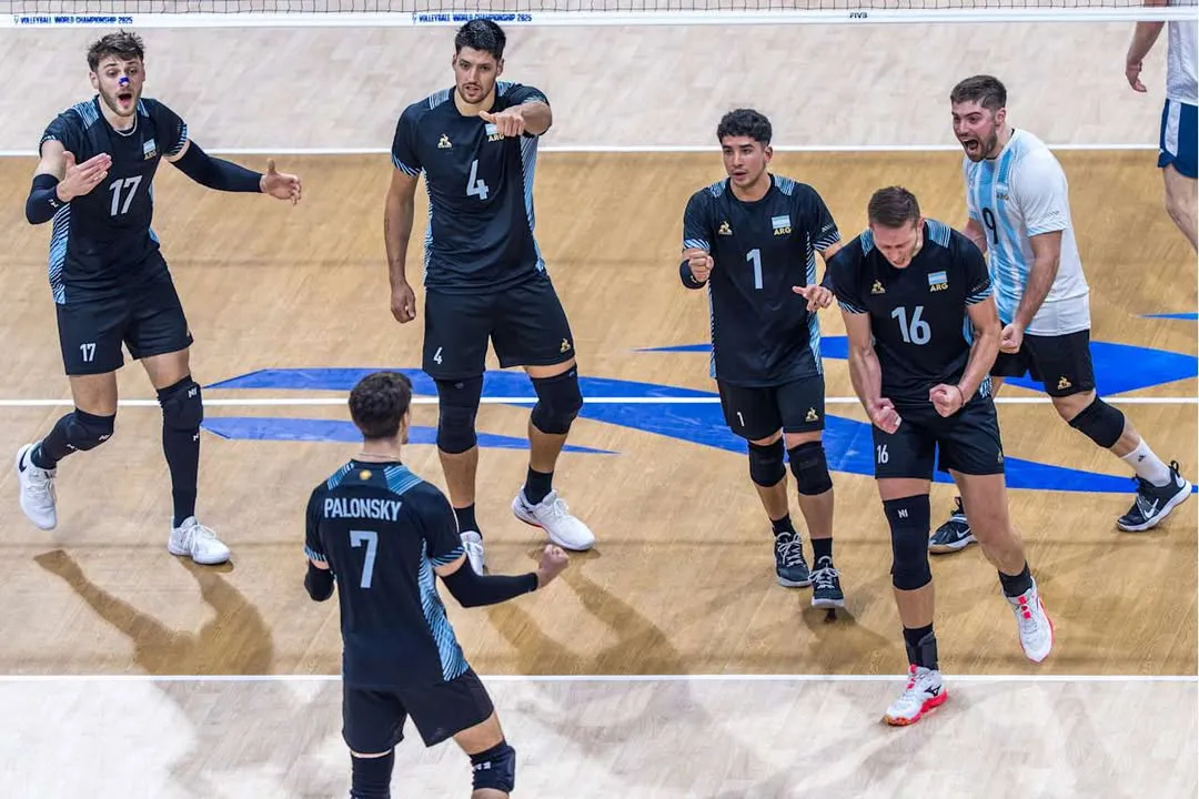 ¡Enorme remontada y victoria ante Finlandia en el debut en el Mundial 🇦🇷🔥!ARG 🇦🇷 3 - FIN 🇫